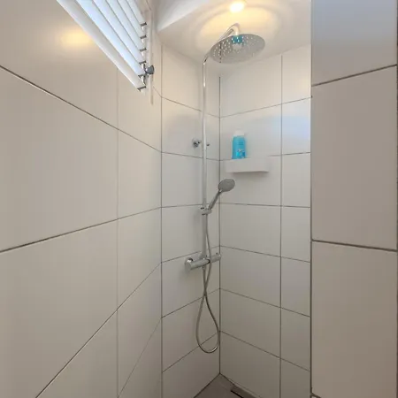 Apartment Monolocale A Americas Con Vista Mare Laterale